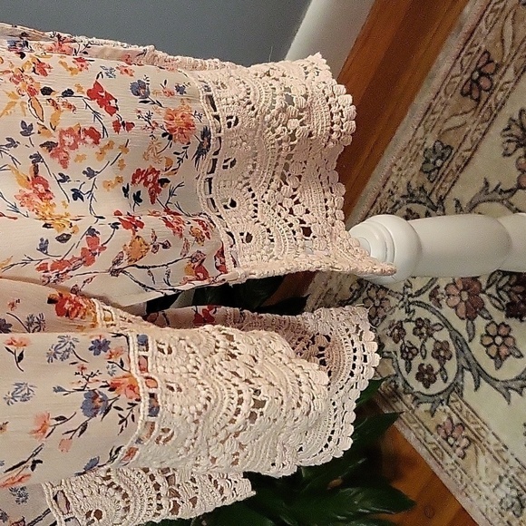 Xhilaration Floral Print Crochet Trimmed Bohemian Kimono Cover Up - Size S - Picture 5 of 8